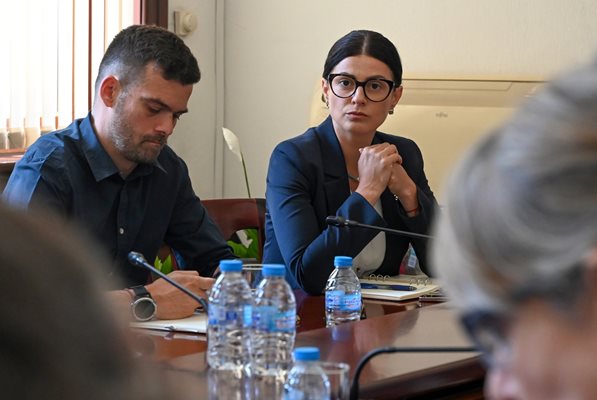 Министър Георгиев проведе първо заседание на групата по изработване на нов закон за детското правосъдие