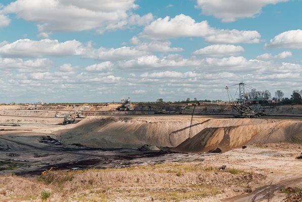Китай облекчава ограниченията върху износа на редкоземни елементи