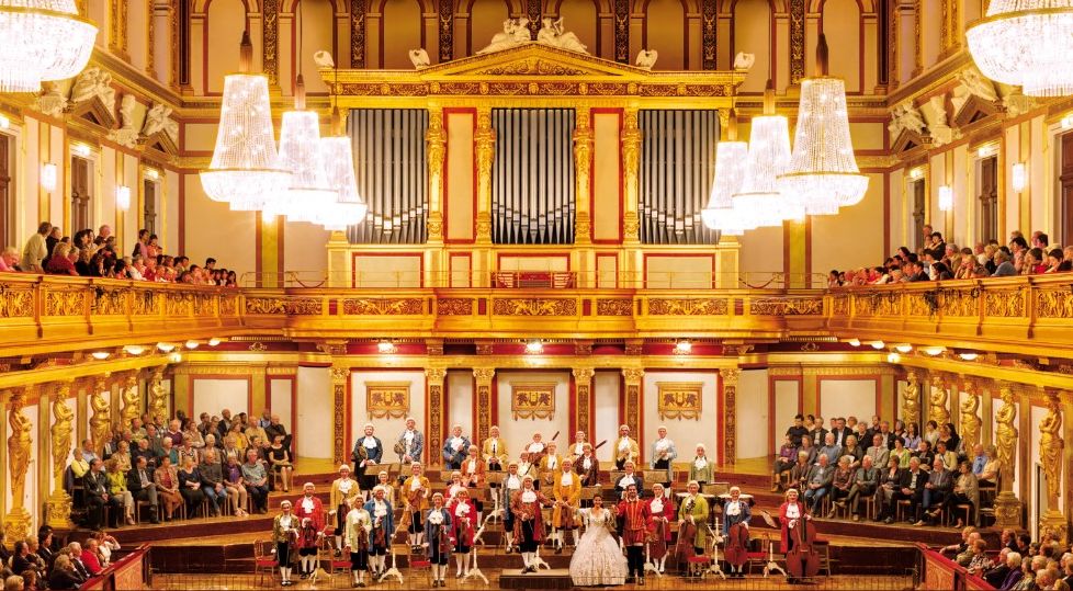 Vienna Mozart Orchestra в София за 200 г. от рождението на Йохан Щраус-син