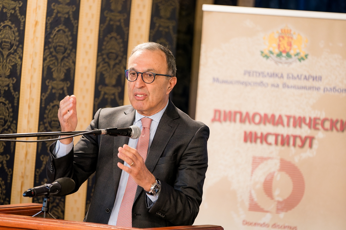Кои са любимите места на Петър Стоянов,  умния обединител