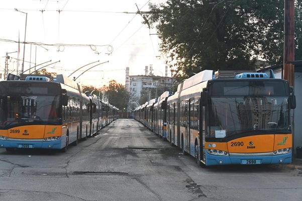 Столичният градски транспорт обвини чужди елементи за блокадата